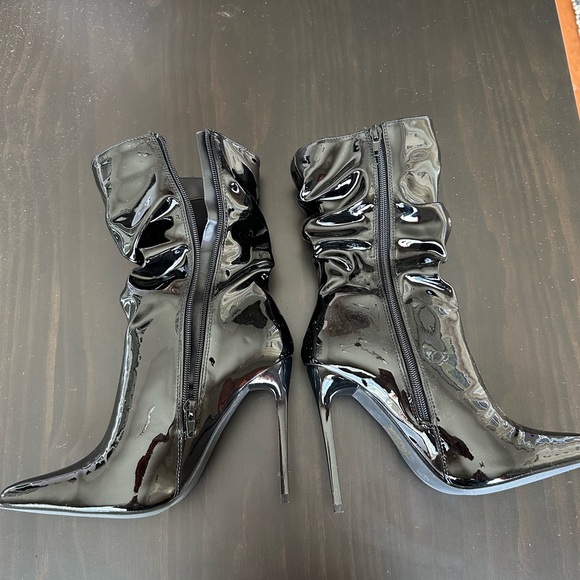 Black Heeled Boots - Picture 3 of 3